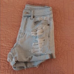 American Eagle Mom Short